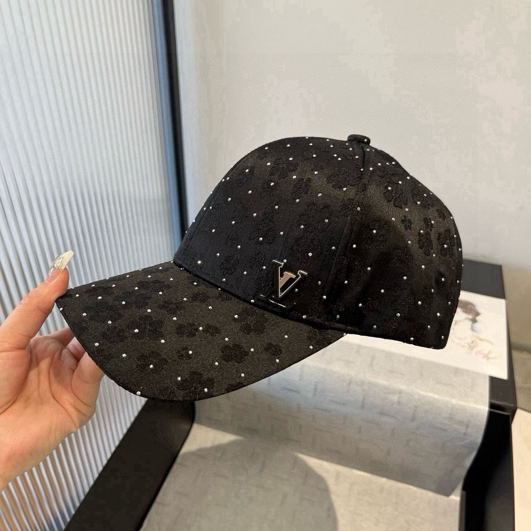 🆕

LV新款鸭舌帽，头围57cm