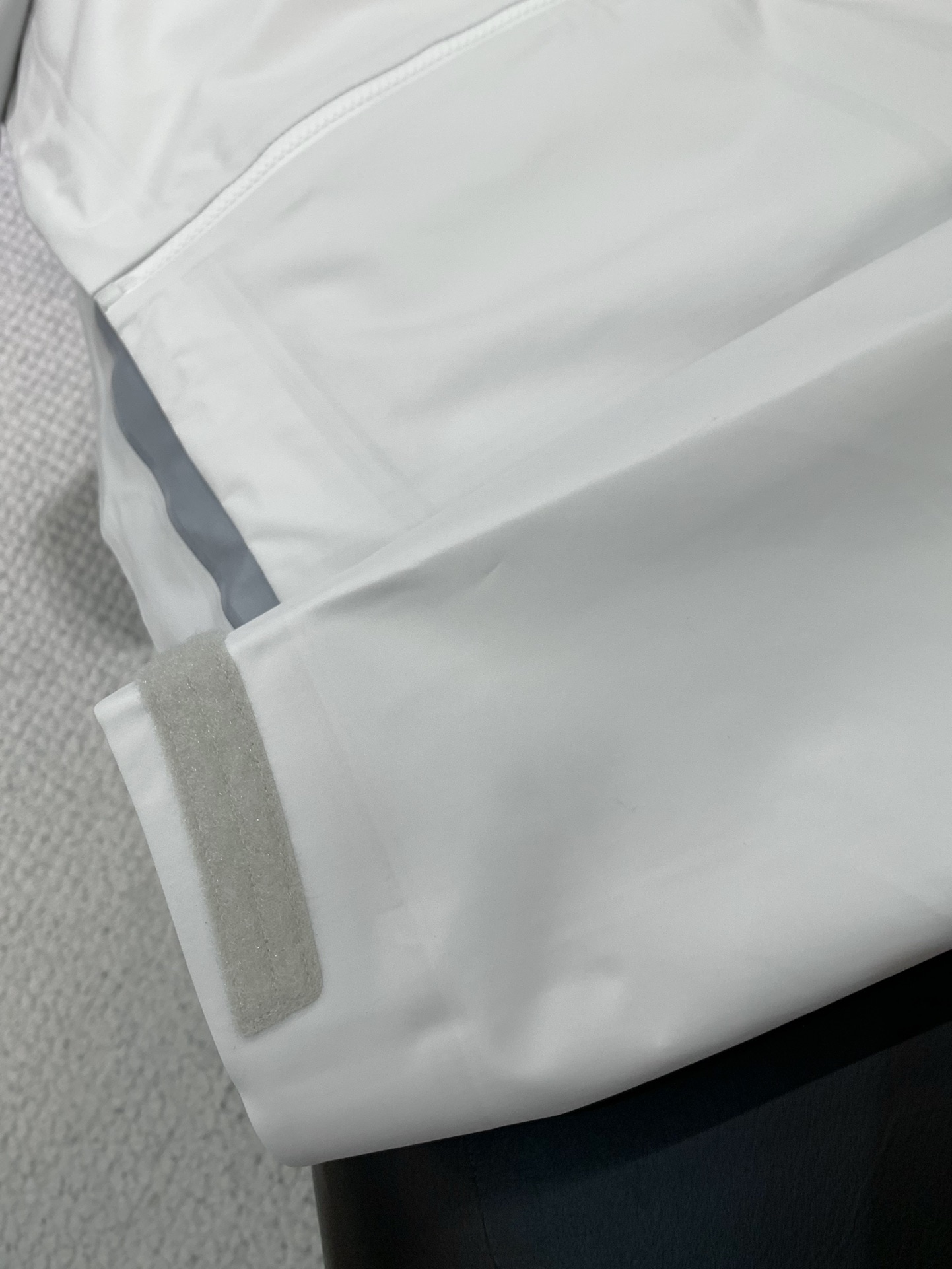 ，ARCTERYX 始祖鸟，2025秋冬AW新品，时尚休闲冲锋衣外套，专柜同步有售，原单狠货，进口原版面