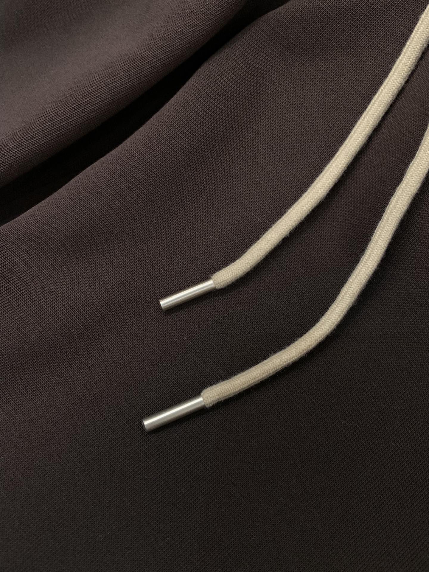 ，Balenciaga 巴黎世家，2025秋季最新品，专柜同步有售，原单狠货，时尚休闲裤，进口原版水洗弹