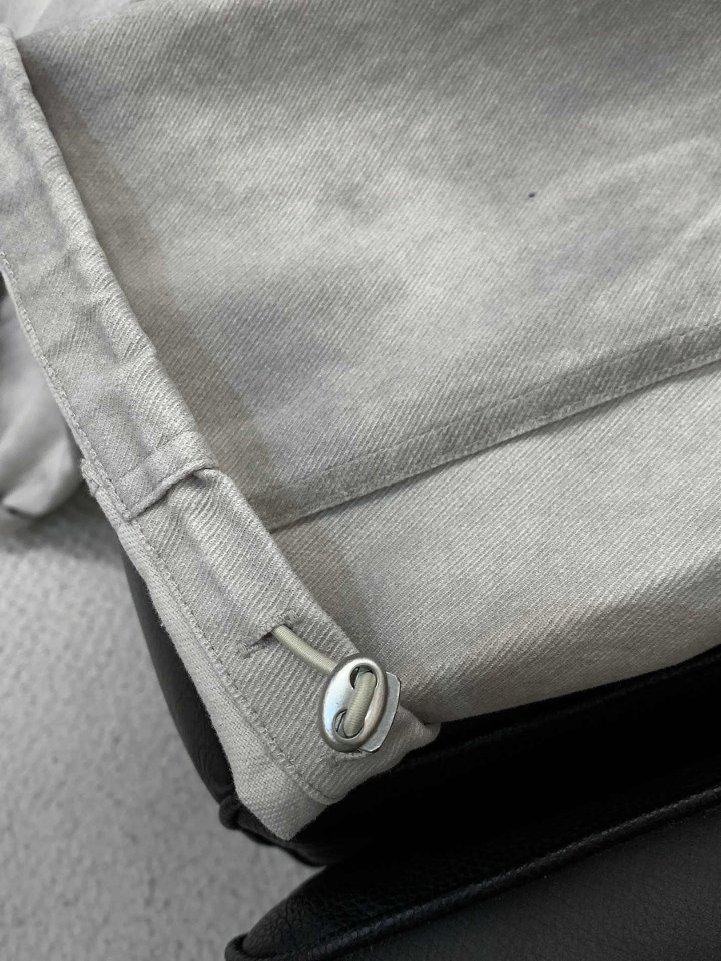 ，Maison Margiela马吉拉，2025秋季最新品，时尚休闲牛仔裤，专柜同步有售，原单狠货，采用