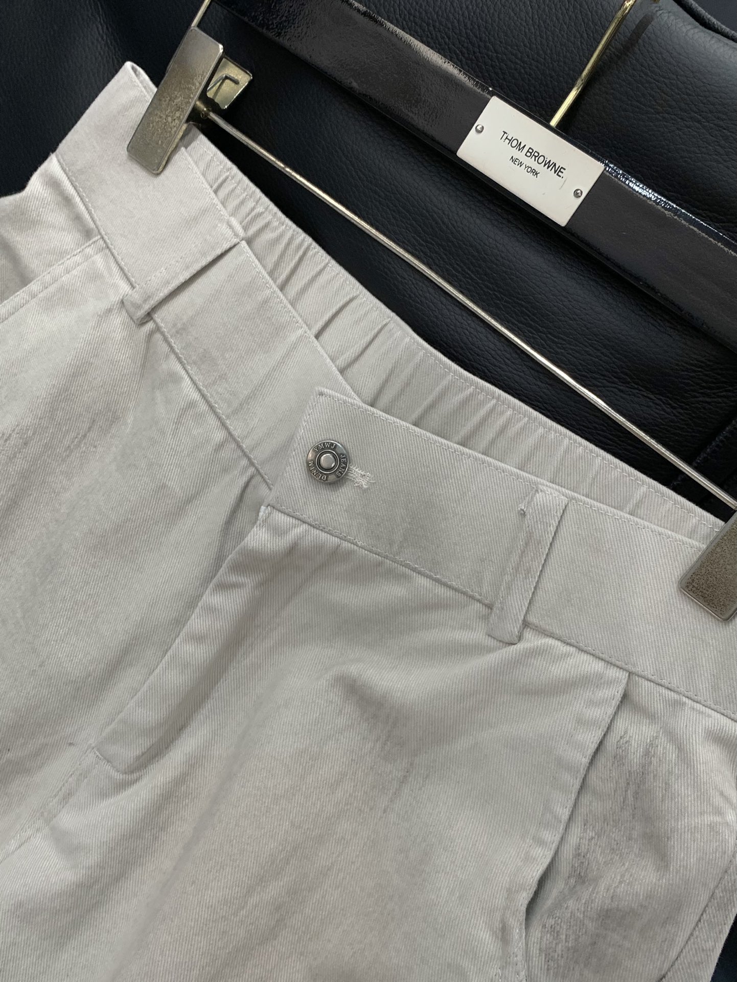 ，Dior 迪奥，2025秋季新品，官网专柜同步有售，原单狠货，时尚休闲水洗牛仔裤，超级有范儿的一款牛仔