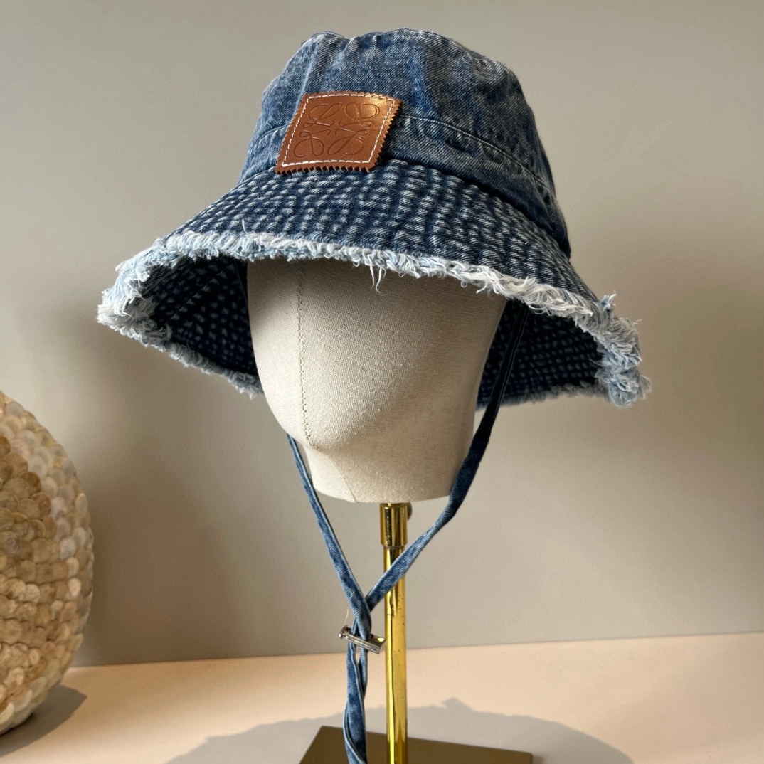 NO:363897,Loewe's new fisherman hat, head circumference 57cm hat, straw hat, fisherman hat, baseball hat, knit hat, hat, loewe, espadrilles, hats罗意威新款渔夫帽, 头围57cm帽子草帽渔夫帽棒球帽针织帽,帽子,loewe,espadrilles,hats,hat