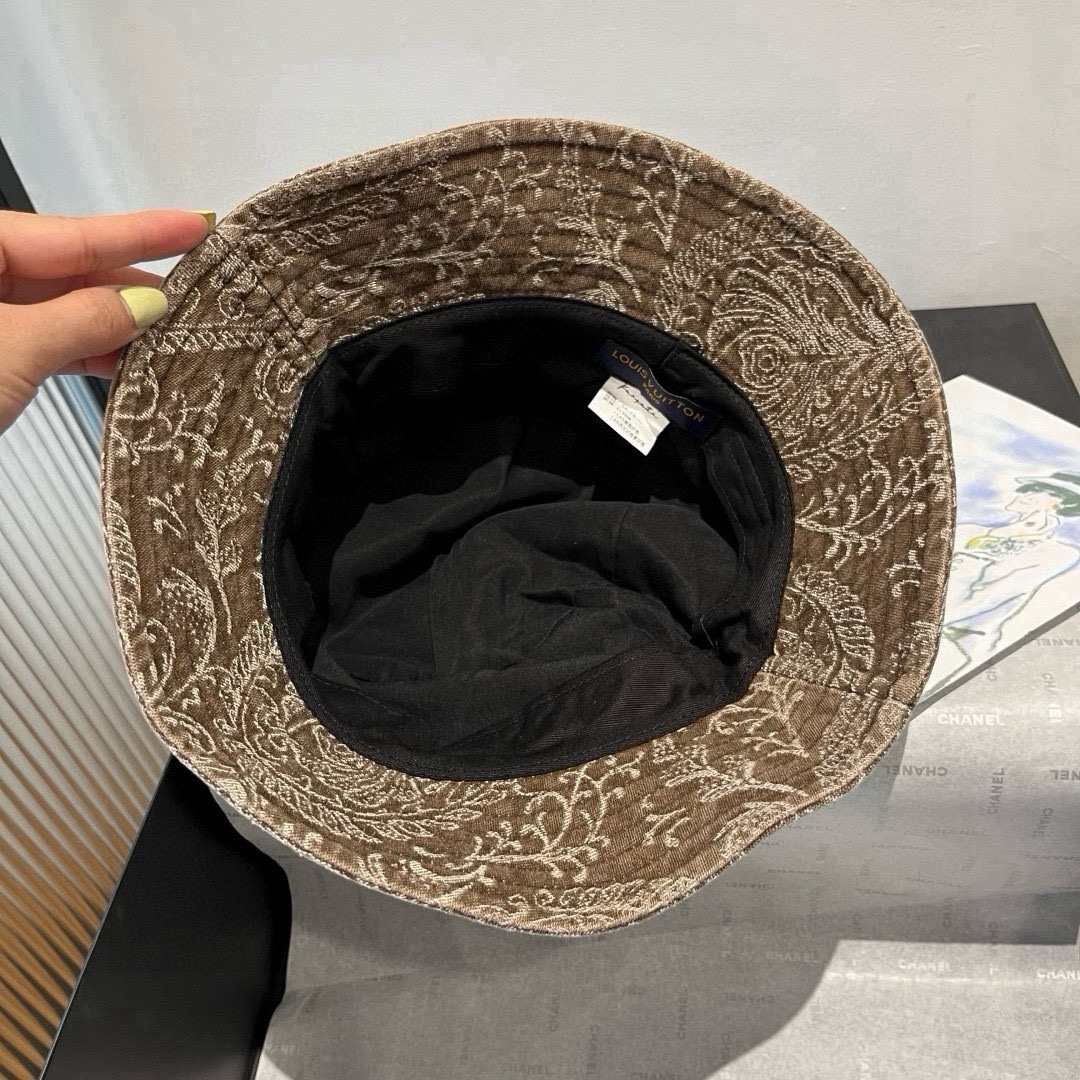 🆕

Lv新款渔夫帽，头围57cm