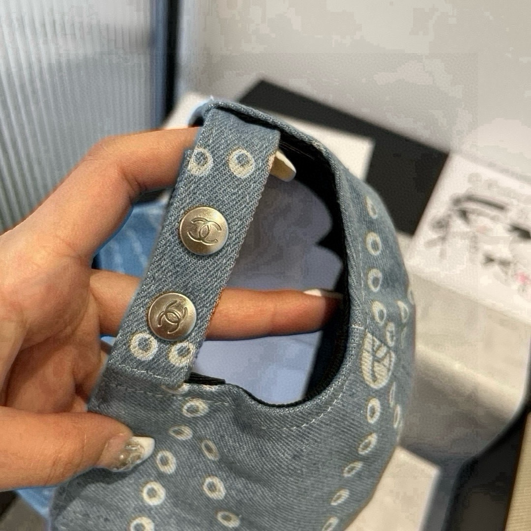 🆕

Chanel香奈儿牛仔鸭舌帽，25年专柜新款，头围57cm