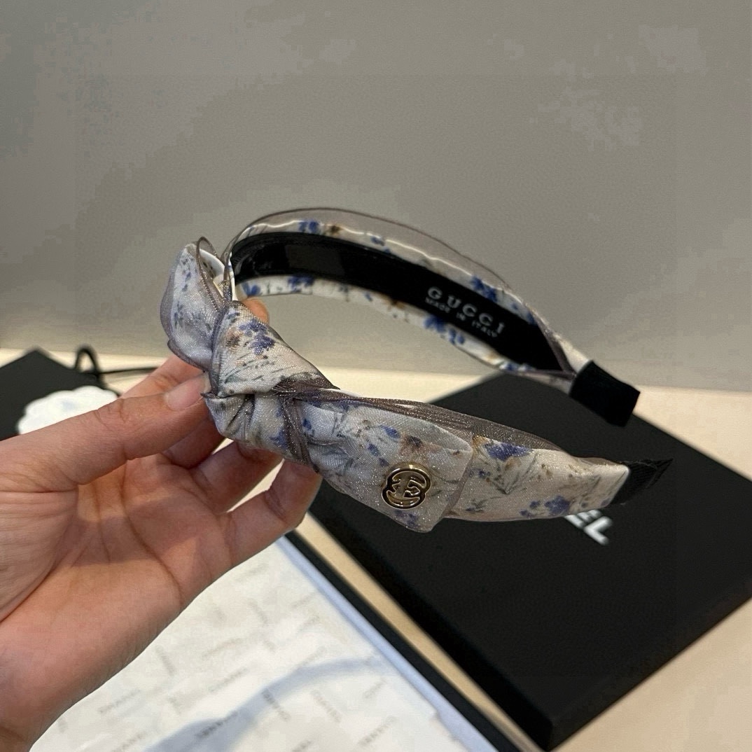 🆕

Gucci古奇 2025新款碎花头箍，蝴蝶结🎀发箍