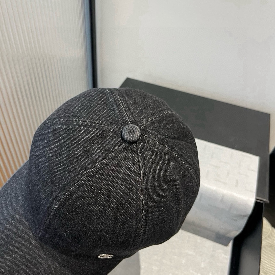 🆕

Chanel香奈儿牛仔鸭舌帽，25年专柜新款，头围57cm