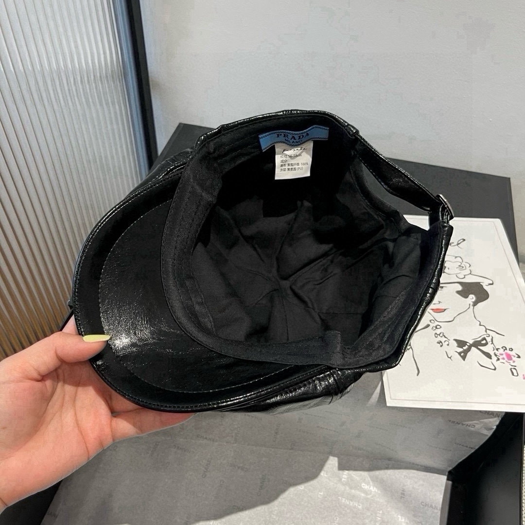🆕

普拉达新款前进帽，高端定，头围57cm