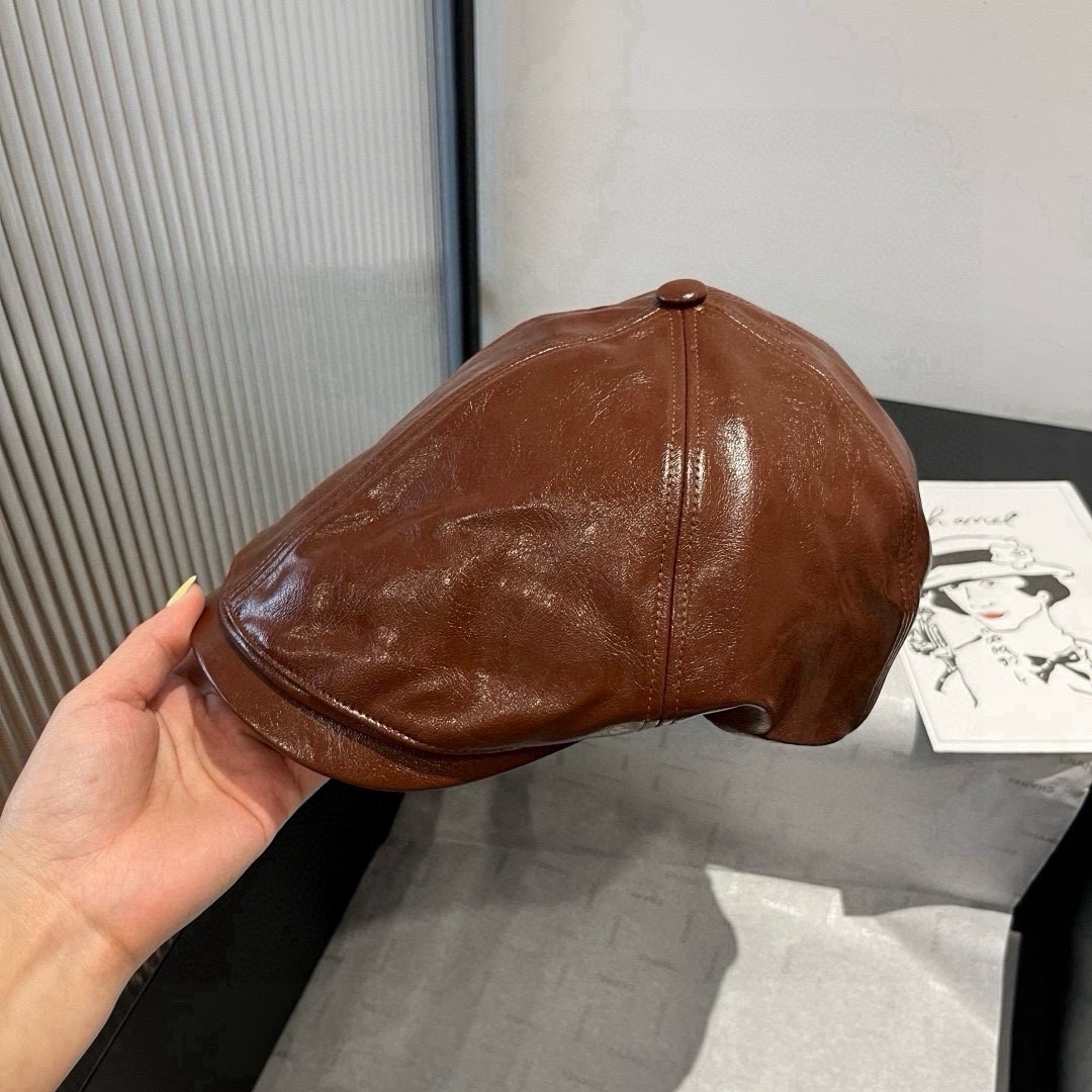 NO:363947,Prada new front hat, high-end fixed, head circumference 57cm hat, straw hat, fisherman hat, baseball hat, knit hat, hat, prada, espadrilles, hats普拉达新款前进帽,高端定,头围57cm帽子草帽渔夫帽棒球帽针织帽,帽子,prada,espadrilles,hats,hat