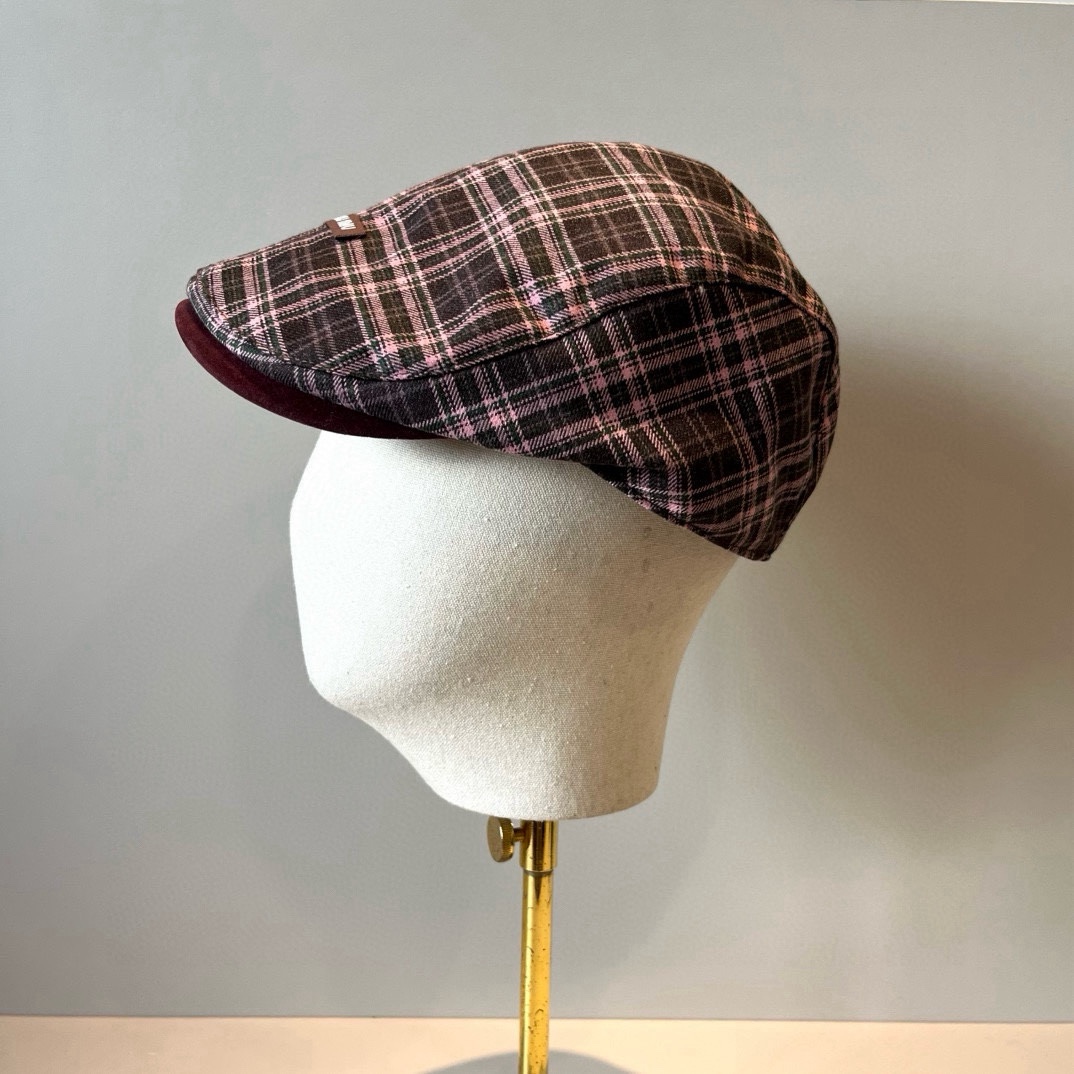 🆕

miumiu缪缪鸭舌前进帽，头围58cm