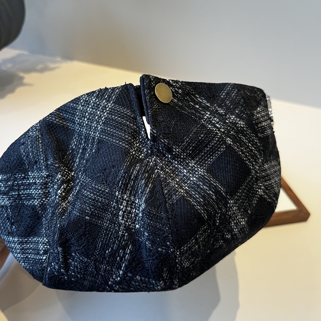 🆕

Dior迪奥新款鸭舌前进帽，头围58cm