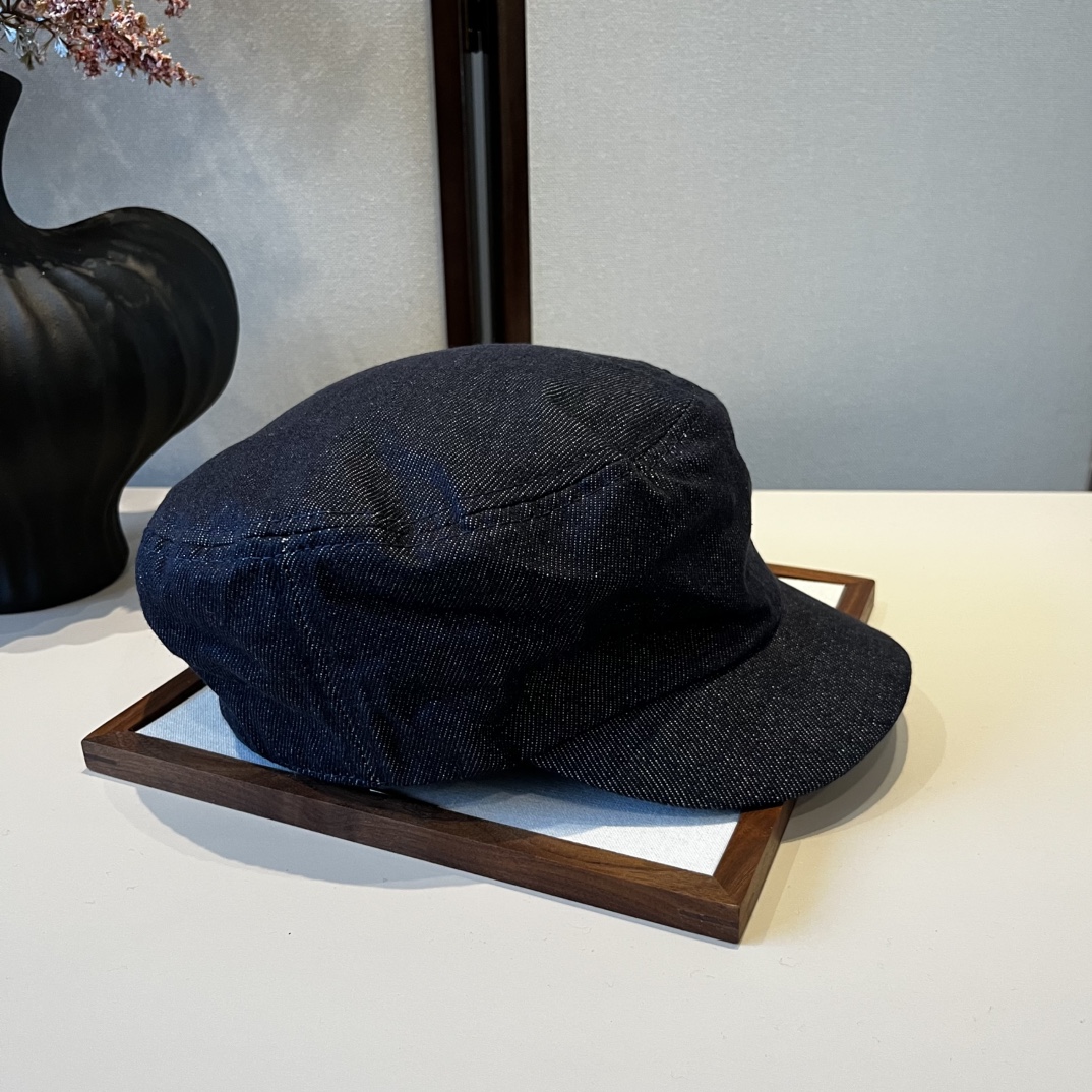 🆕

Lv路易斯新款鸭舌画家帽，头围57cm