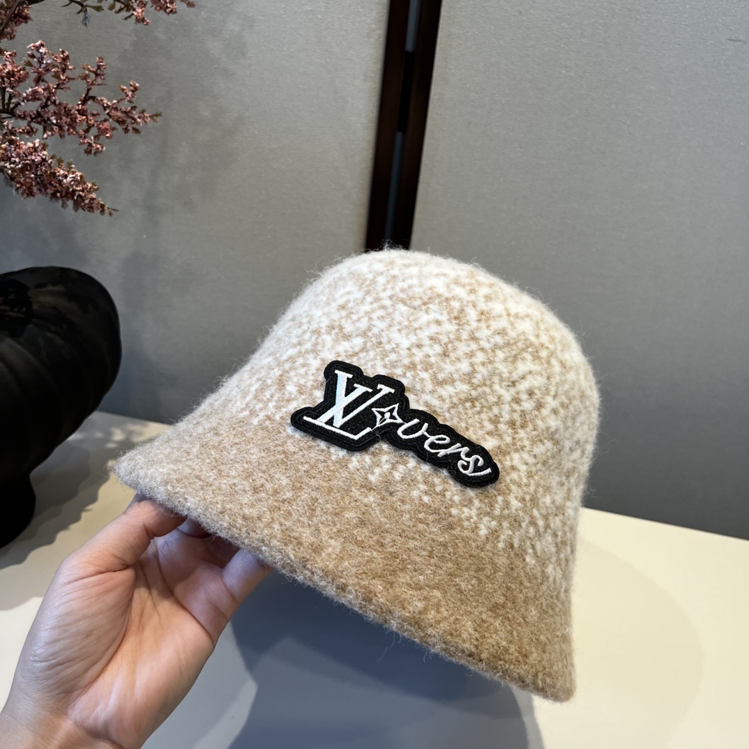 🆕

Lv路易斯新款羊毛渔夫帽