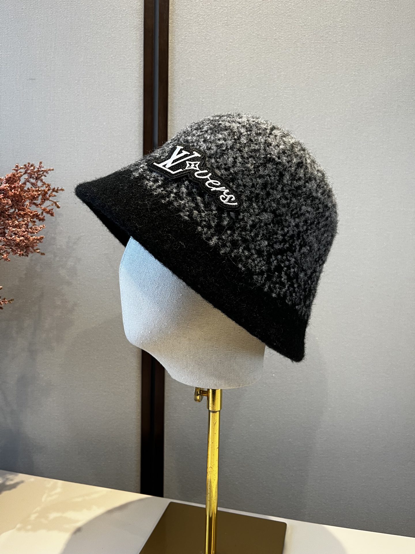 NO:363711,Lv Louis new wool fisherman hat hat straw hat fisherman hat baseball hat knit hat, hat, louis vuitton, louis vuitton, espadrilles,hatsLv路易斯新款羊毛渔夫帽帽子草帽渔夫帽棒球帽针织帽,帽子,louis vuitton,louis vuitton,espadrilles,hats,hat