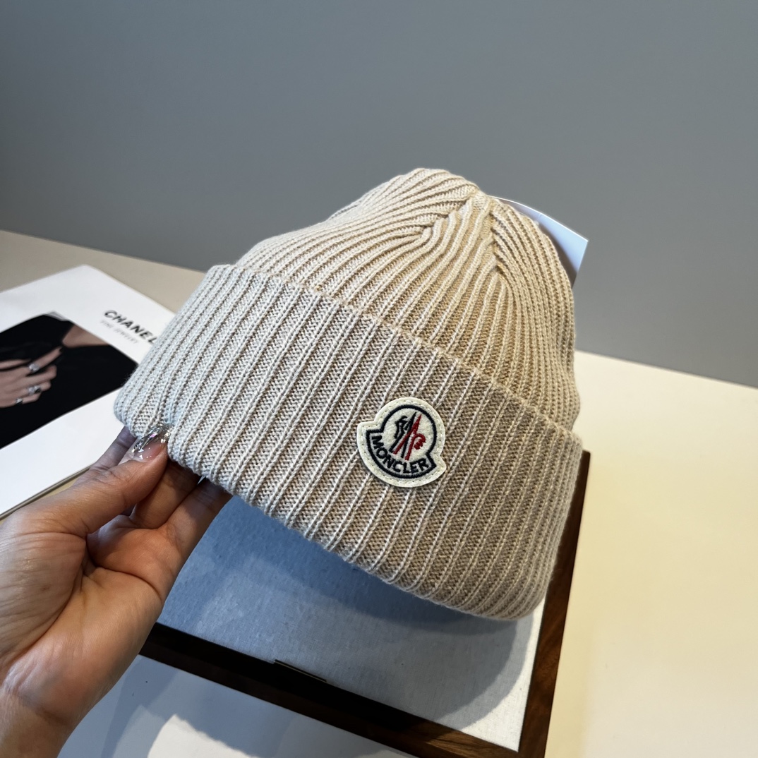 NO:363744,New style knitted wool hat hat straw hat fisherman hat baseball hat knit hat, hat, Moncler, espadrilles, hats蒙口新款针织毛线帽帽子草帽渔夫帽棒球帽针织帽,帽子,Moncler,espadrilles,hats,hat