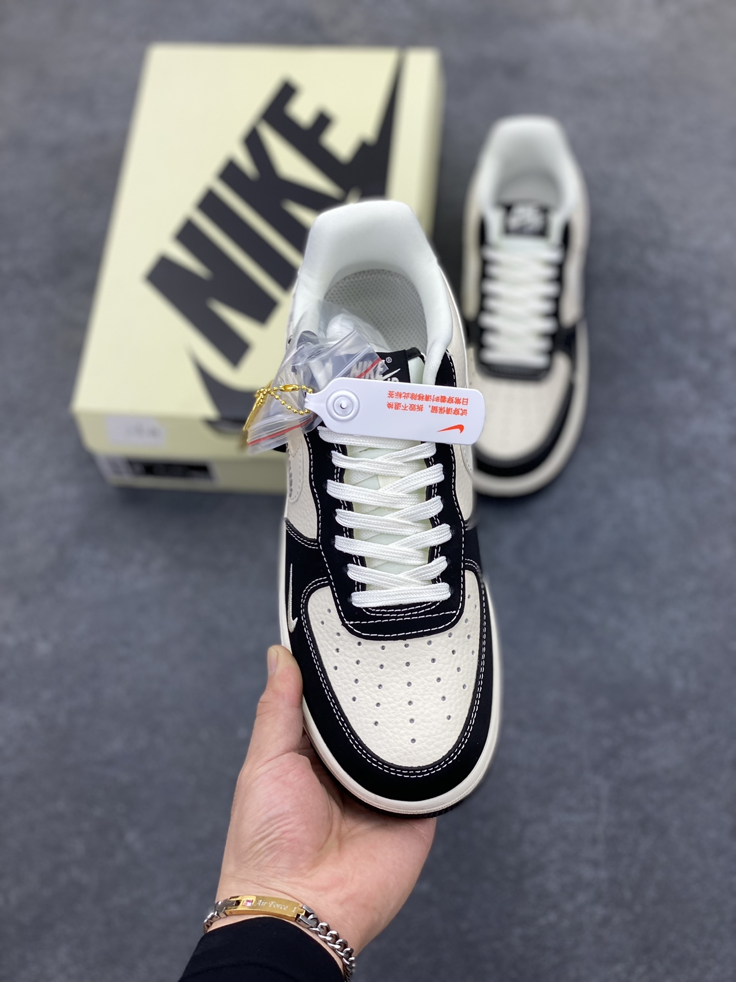 图片[2]-Nike Air Force 1 \’07 Low “海外山海经” 空军一号 低帮 运动鞋 休闲鞋 折边针车 工艺难度大 原楦头原纸板 原装鞋盒 定制五金配件 内置全掌气垫 原厂鞋底 货号：DD1982-316 尺码：36 36.5 37.5 38 38.5 39 40 40.5 41 42 42.5 43 44 44.5 45-选品中心