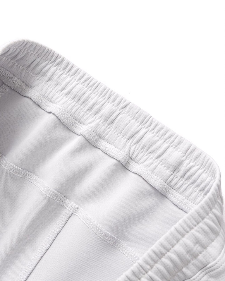  (Arcteryx）始祖鸟25年夏日男士速干运动短裤。开启你的干爽，健身体验之旅！宽松的剪裁，透气面料