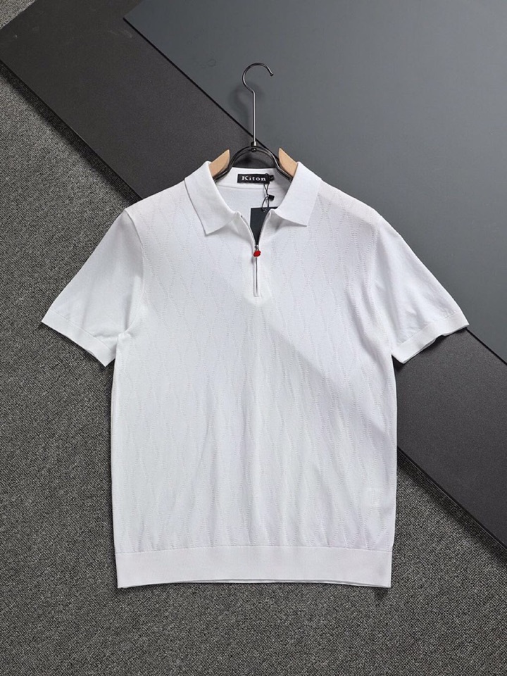  新品！高端系列。。Kiton奇顿 夏季新款。该产品选用进口伊力特含桑蚕丝，以特殊的格纹纺织工艺面料为主