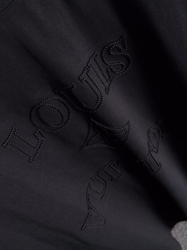  Louis Vuitton 路易威登 LV 驴牌25ss新款短袖圆领T恤，男女同款情侣款，定制260克