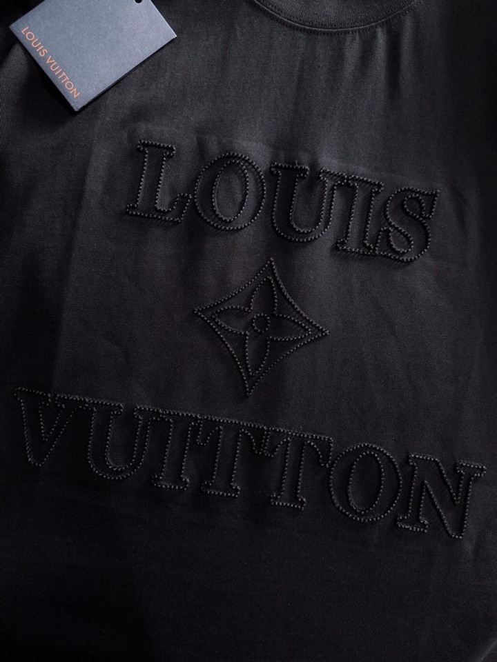  Louis Vuitton 路易威登 LV 驴牌25ss新款短袖圆领T恤，男女同款情侣款，定制260克