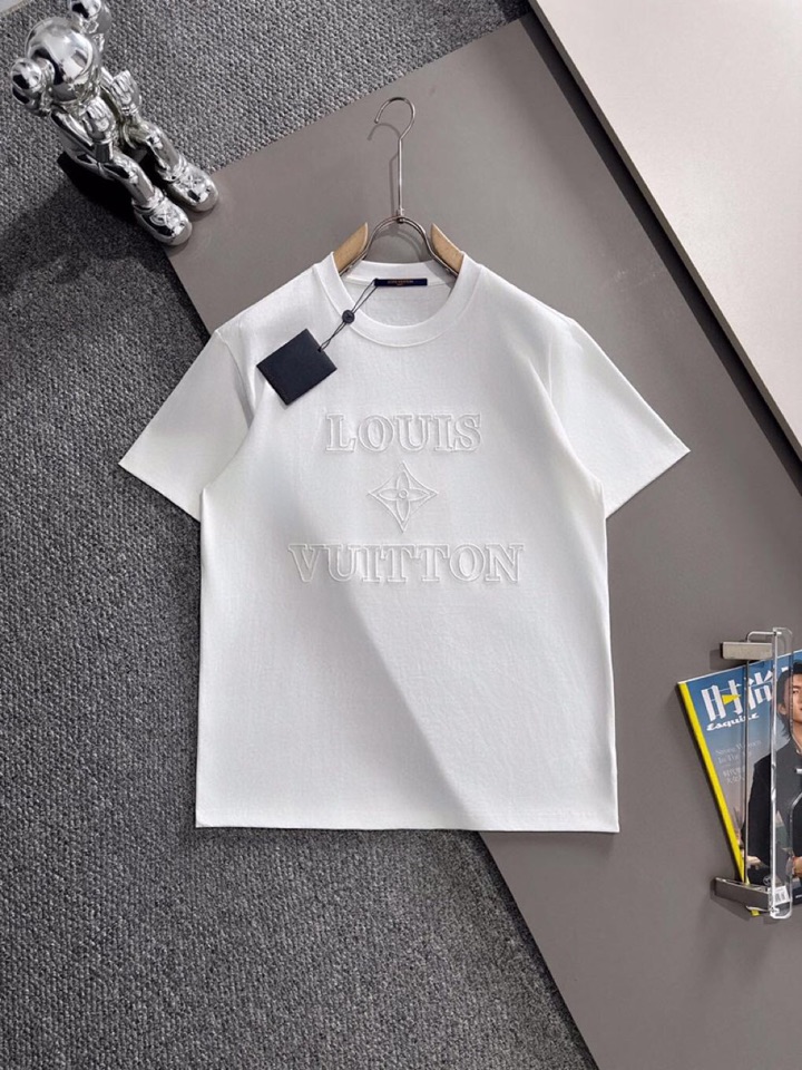  Louis Vuitton 路易威登 LV 驴牌 25ss新款短袖圆领T恤，男女同款情侣款，定制260