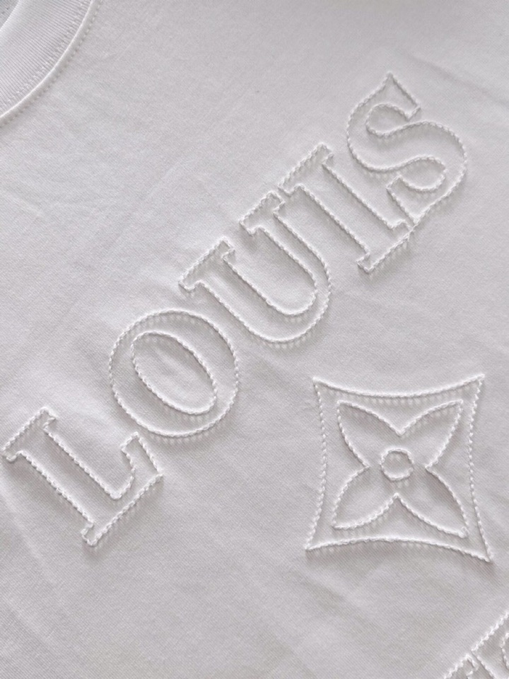  Louis Vuitton 路易威登 LV 驴牌 25ss新款短袖圆领T恤，男女同款情侣款，定制260