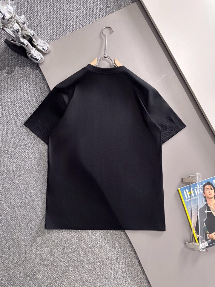  LOEWE 罗意威25ss新款短袖圆领T恤，男女同款情侣款，定制260克100％双纱纯棉面料·定染32