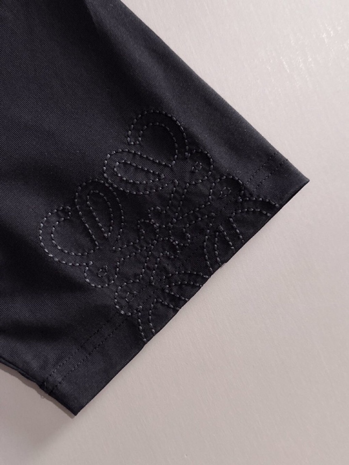  LOEWE 罗意威25ss新款短袖圆领T恤，男女同款情侣款，定制260克100％双纱纯棉面料·定染32