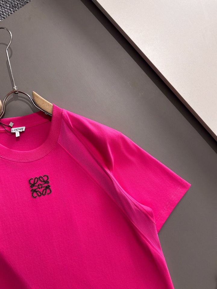  LOEWE 罗意威25ss新款短袖圆领T恤，男女同款情侣款，定制260克100％双纱纯棉面料·定染32