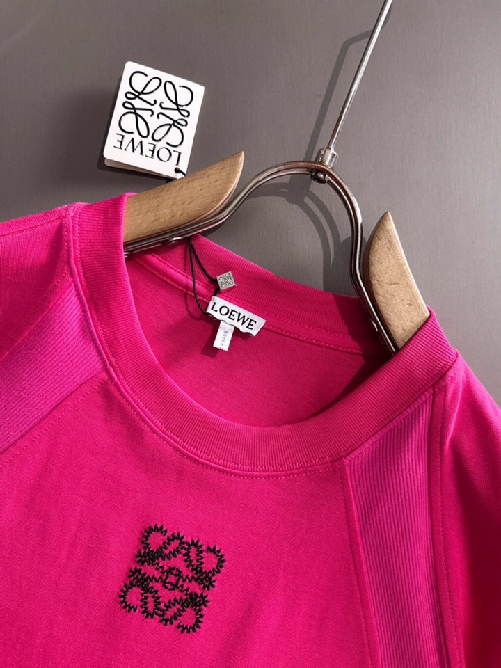 LOEWE 罗意威25ss新款短袖圆领T恤，男女同款情侣款，定制260克100％双纱纯棉面料·定染32