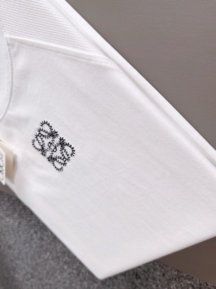  LOEWE 罗意威25ss新款短袖圆领T恤，男女同款情侣款，定制260克100％双纱纯棉面料·定染32