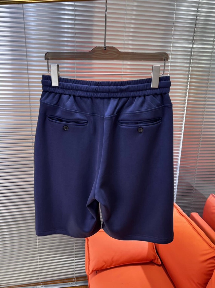  Loro Piana 诺悠翩雅lP🆕 新品经典时尚男士短裤，简约时尚老钱风单品设计，天丝棉+聚酯纤维面