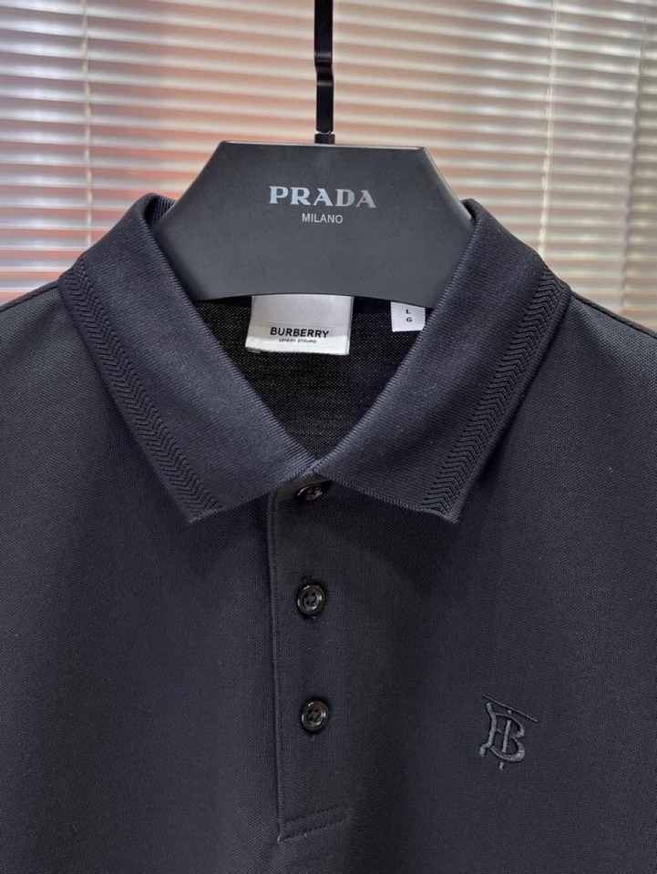 Burberry 巴宝莉25春夏新款男士撞色珠地网眼棉短袖翻领T恤Polo衫，原版珠地棉面料，可商务可