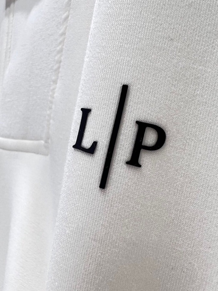  Loro Piana 诺悠翩雅lP🆕 新品时尚翻领T恤Polo衫，简约时尚老钱风单品设计，天丝棉+聚酯