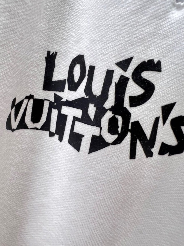  Louis Vuitton 路易威登 LV 驴牌2025ss贸易渠道货品.休闲运动短裤 无从释怀的经典