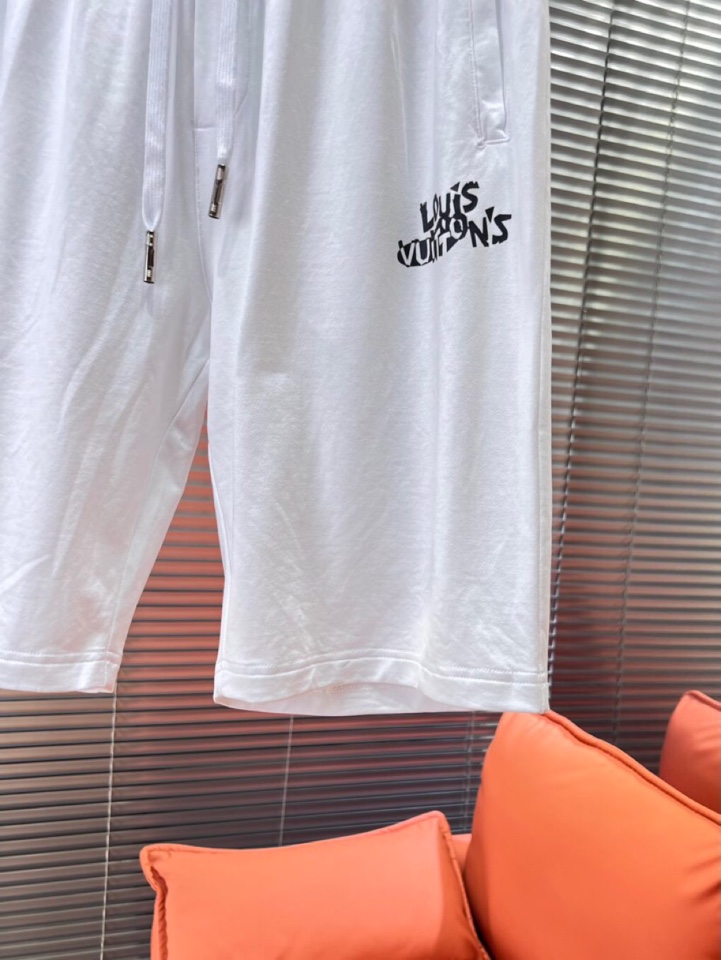  Louis Vuitton 路易威登 LV 驴牌2025ss贸易渠道货品.休闲运动短裤 无从释怀的经典