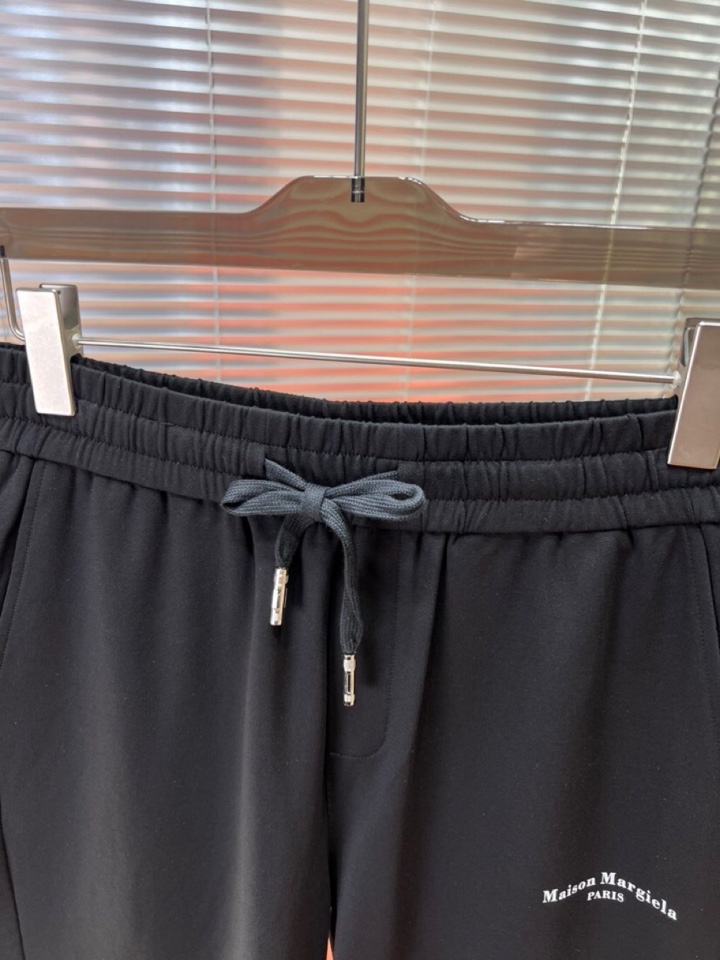  Maison Margiela 马吉拉 MML2025ss贸易渠道货品.休闲运动短裤 无从释怀的经典款