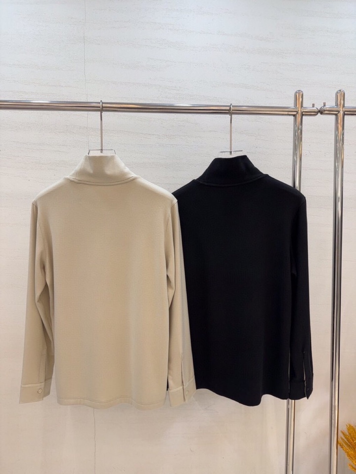  Gucci 古奇2025秋冬海外走秀款<🧸净版堆堆领>。高领长袖T恤衫，打底衫，320克重羊毛+德绒混