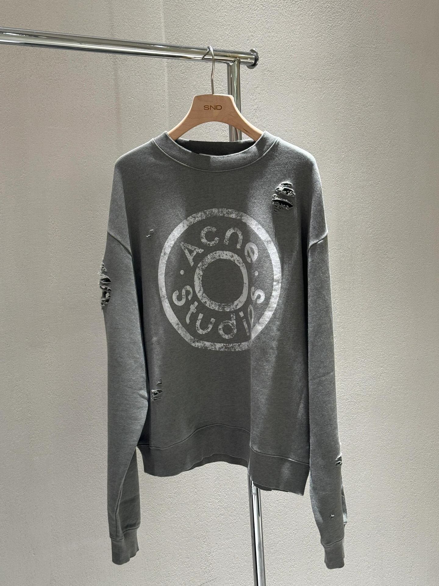 。Acne Studios 破洞做旧徽标运动衫
定制定染11灰绿臻柔棉彩棉卫衣料 【面布与毛圈底呈同色配