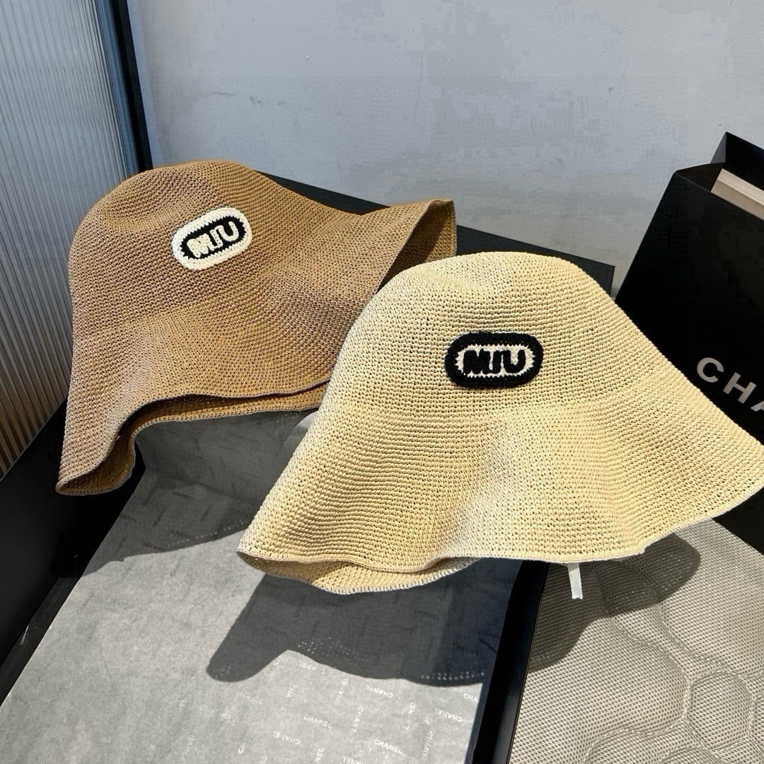 🆕

缪缪2025夏款折叠草帽，纯收工钩织，头围57cm，可折叠