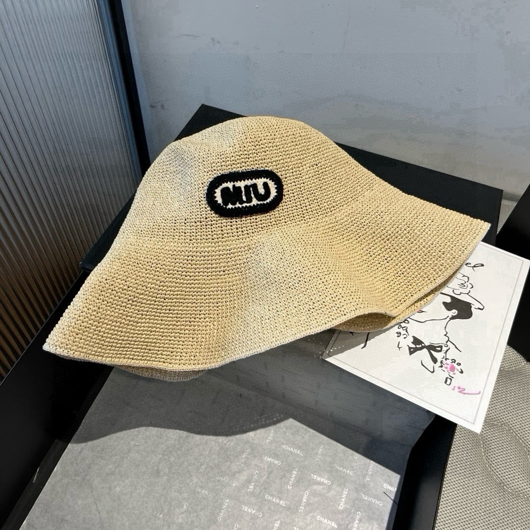 🆕

缪缪2025夏款折叠草帽，纯收工钩织，头围57cm，可折叠