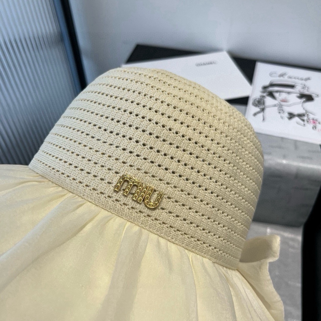 🆕

miumiu缪缪新款灯笼帽，遮阳草帽，防紫外线帽檐，头围57cm