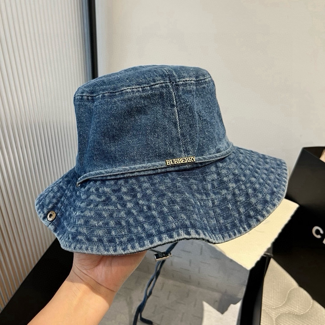 🆕

burberry巴宝莉新款牛仔渔夫帽，头围57cm