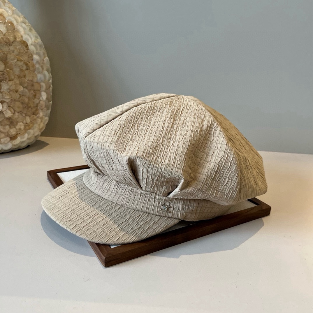 🆕

Celine赛琳新款鸭舌画家帽，秋冬款，头围57cm