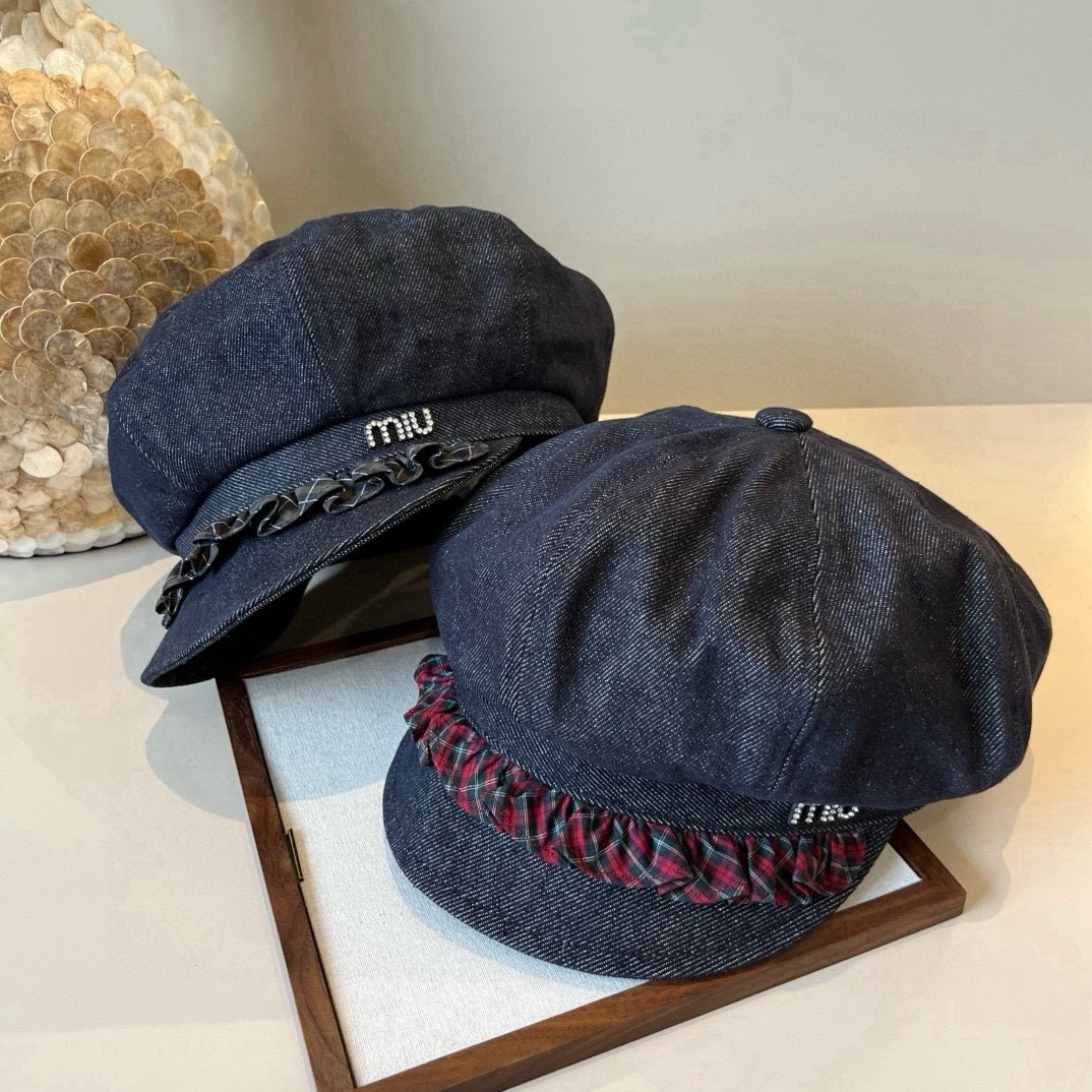 🆕

miumiu缪缪新款鸭舌军帽，高级定制，头围57cm