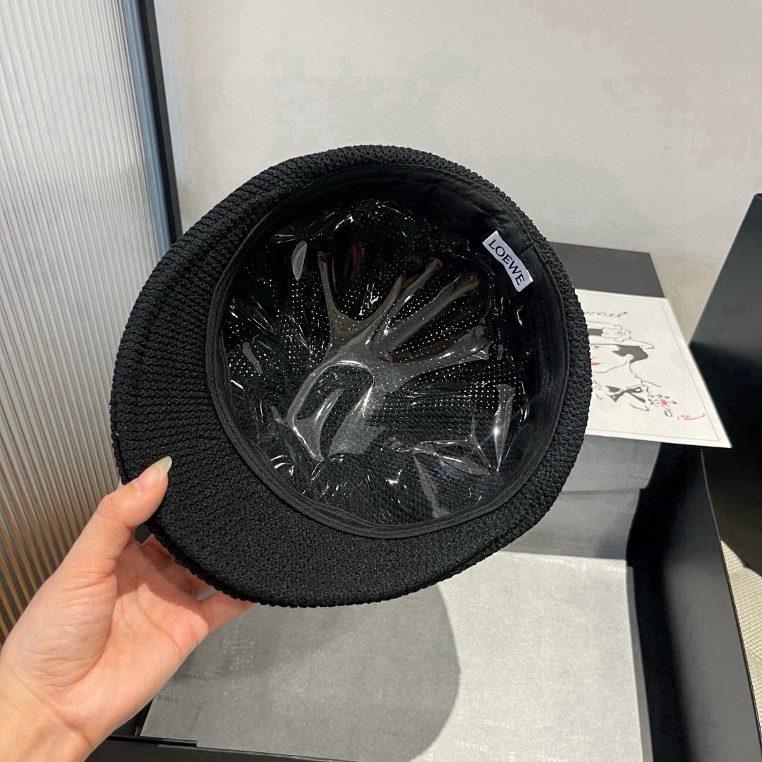 🆕

罗意威新款鸭舌前进帽，头围57cm