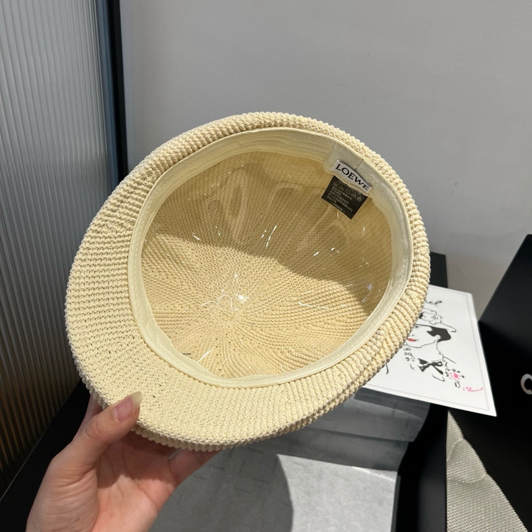 🆕

罗意威新款鸭舌前进帽，头围57cm