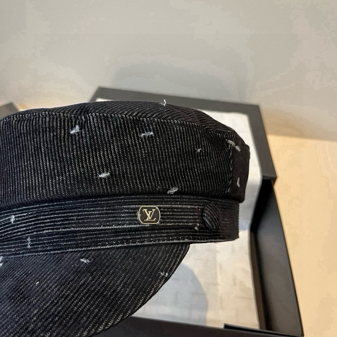 🆕

LV新款鸭舌军帽，高级定制，头围57cm