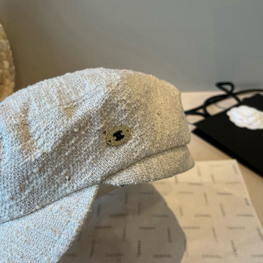 🆕

香奈儿新款鸭舌画家帽，头围57cm