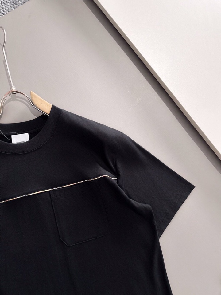  Burberry 巴宝莉25ss新款短袖圆领T恤，男女同款情侣款，定制260克100％双纱纯棉面料·定