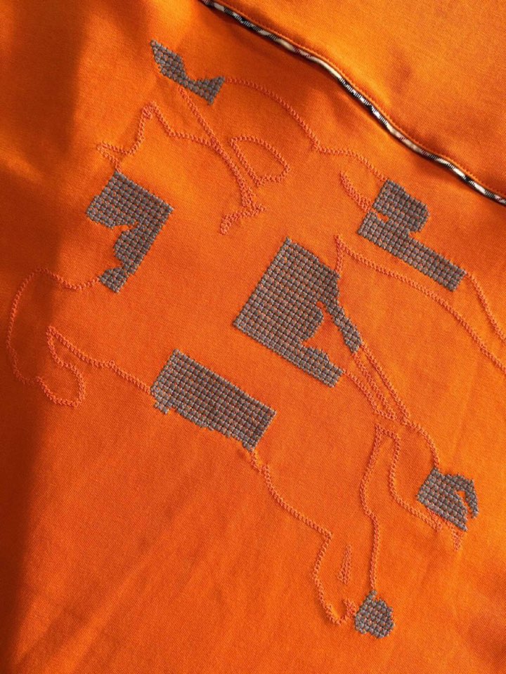  Burberry 巴宝莉25ss新款短袖圆领T恤，男女同款情侣款，定制260克100％双纱纯棉面料·定